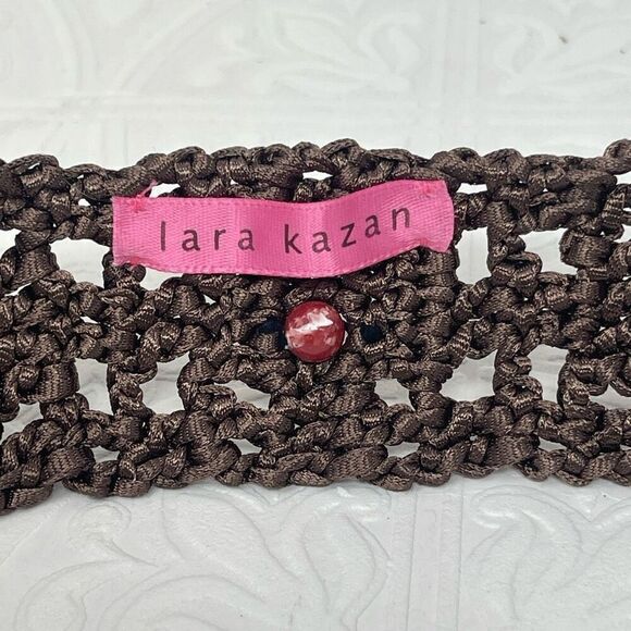 Lara Kazan Peacock Brass Buckle Belt Red Leather/Brown Crochet